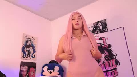 Ashley  online show from March 19, 1:05 pm