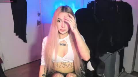 Mila online show from October 12, 9:24 am