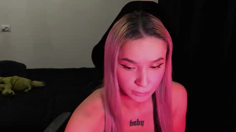 Mila online show from February 16, 5:05 am