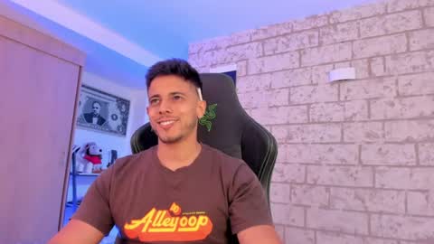 my name real is camilo online show from July 13, 4:27 am
