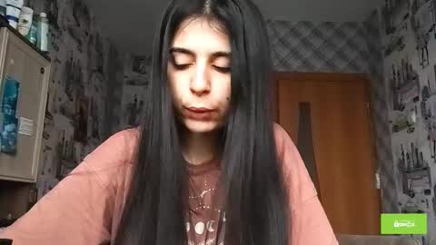 Lina online show from November 27, 3:58 am