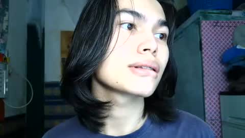 asian_babyboi online show from August 1, 11:28 pm