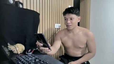 asian_calid22xx online show from January 17, 9:30 am