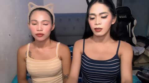 asian_erica online show from April 15, 6:33 pm