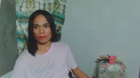 asian_hillary online show from January 6, 8:14 am