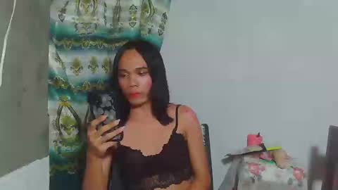 asian_hillary online show from January 5, 9:05 am