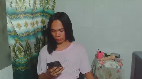 asian_hillary online show from January 9, 2:43 am