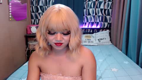 Snapshot of asian_suteishi chatting on December 28, 7:11 pm stacey online show from December 28, 7:11 pm