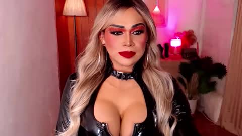 nicole online show from October 2, 6:07 pm