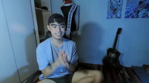 Bry online show from December 24, 9:00 pm