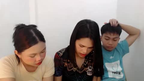   online show from March 4, 7:41 am