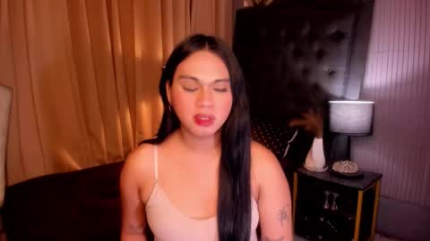 JULIA online show from March 5, 7:01 pm