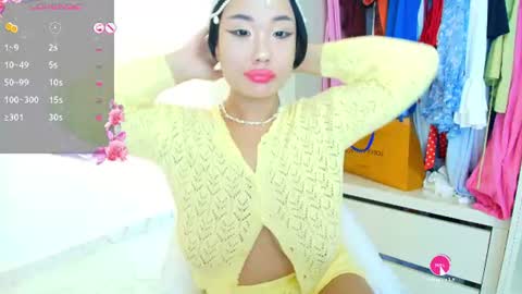 asianlumi online show from August 1, 3:46 pm