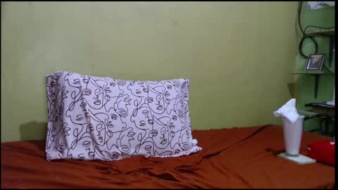 Snapshot of asianmhay24 chatting on March 12, 6:29 am Mhay online show from March 12, 6:29 am