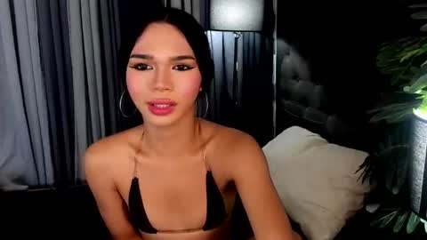 asianpetiteprincess online show from June 12, 9:41 am