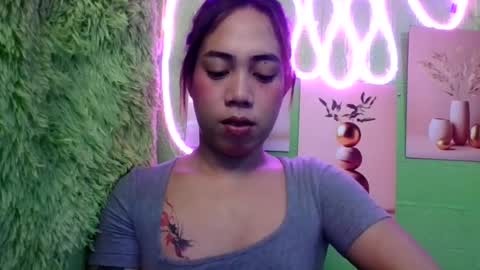 asiantopfucker022 online show from July 29, 1:49 am
