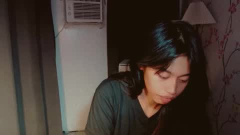 kisses online show from February 19, 6:40 pm