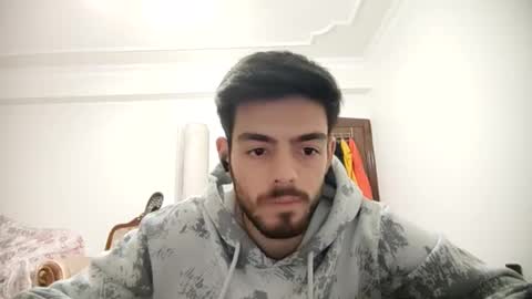 asihandsome06 online show from February 23, 6:45 pm