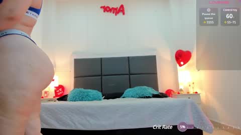  Aslhyn  online show from February 26, 7:53 pm