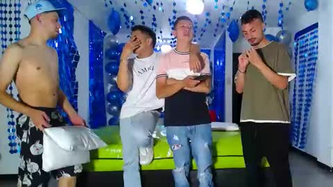 Snapshot of asmodeus7100 chatting on January 28, 12:15 am THOMAS AND DAMIAND online show from January 28, 12:15 am