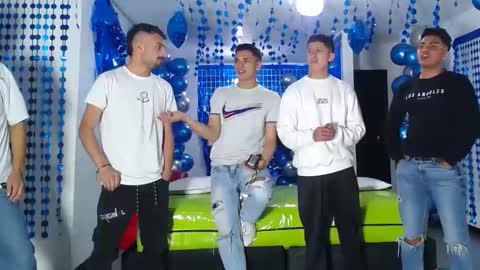 Snapshot of asmodeus7100 chatting on January 18, 12:13 am THOMAS AND DAMIAND online show from January 18, 12:13 am