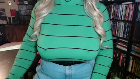 Aspen Vale online show from October 29, 11:16 pm