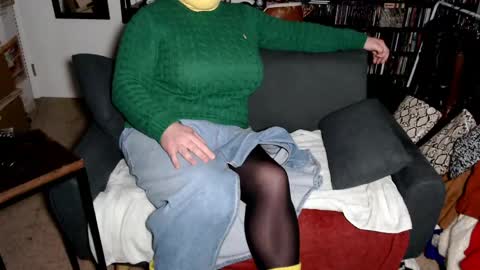 Aspen Vale online show from March 17, 8:47 pm