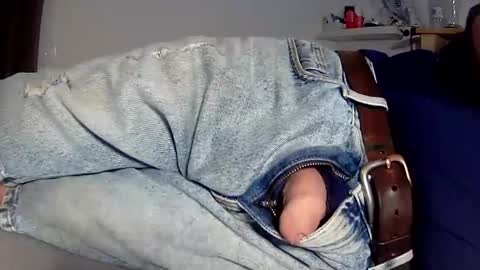 Will take commands from GuysWomenCouples etc online show from December 16, 9:20 pm