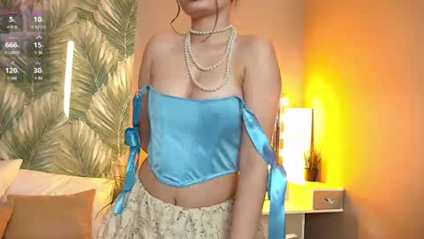 Aster Quinn online show from June 7, 3:39 pm