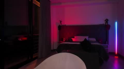 astonhills online show from September 20, 1:41 am