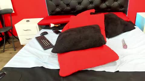 astral  online show from December 12, 8:25 am