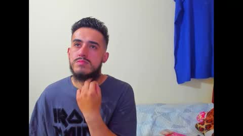 Mag and Molly online show from November 4, 3:08 am