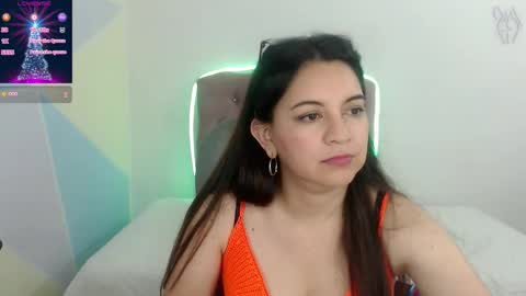 camila  online show from December 18, 12:28 am