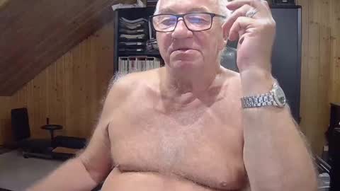 asusandy online show from October 7, 10:28 pm