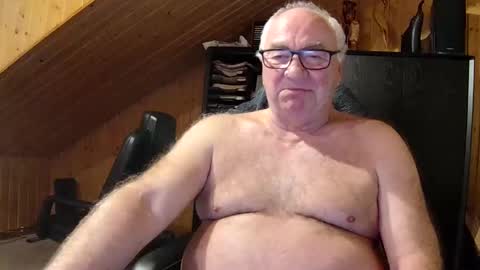 asusandy online show from March 26, 12:17 am