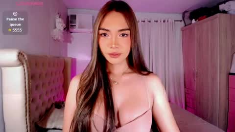 Sam online show from June 29, 7:46 pm