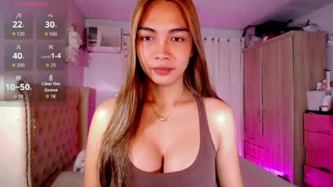 Sam online show from August 1, 7:15 pm