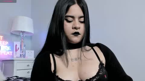 Athena online show from November 8, 7:39 pm