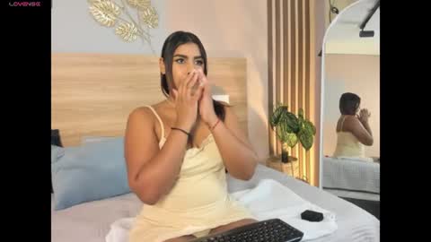 ateneaa_lux online show from July 27, 7:33 pm