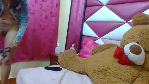 athenayoness online show from December 29, 10:03 pm