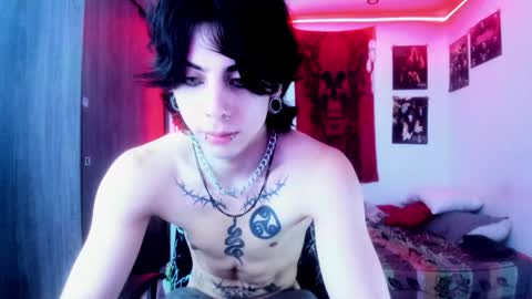 athenauwu online show from December 21, 9:12 am