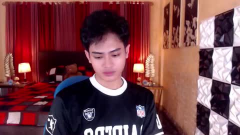 athisamoore online show from February 13, 9:01 am