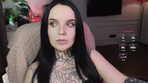 online every day between 10am-23pm online show from July 3, 5:01 am