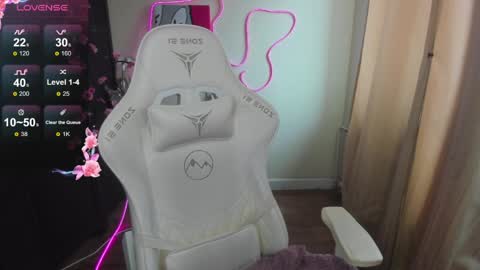 Audrey online show from March 29, 8:38 am