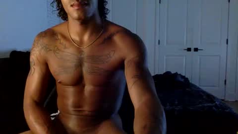 augiexrated online show from March 29, 2:13 am