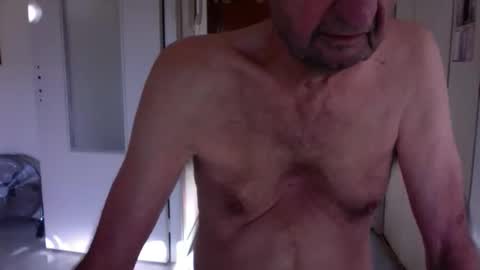 auguste061400 online show from December 17, 9:16 am