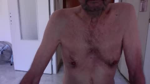 auguste688483 online show from April 8, 8:39 am