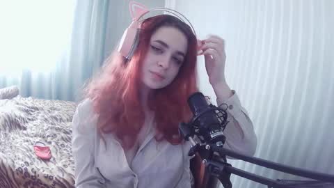 Snapshot of augustinefegett chatting on October 18, 12:09 pm Emiko online show from October 18, 12:09 pm