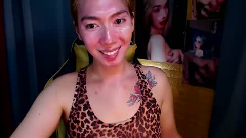 Miss awra online show from November 1, 6:56 am