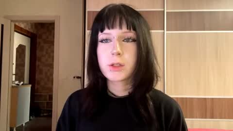 Lily online show from August 10, 3:33 am